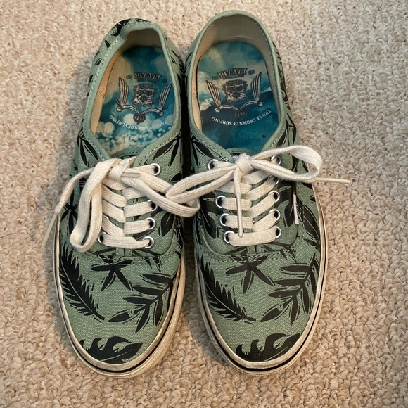 •Limited Edition Hawaiian Print Vans• - Picture 1 of 4